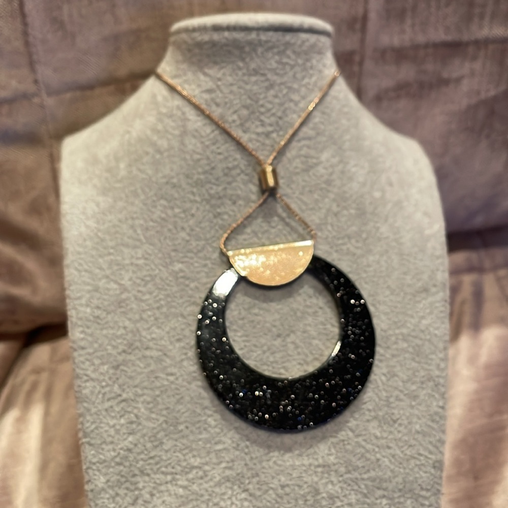 Boho Black Sparkle Circle Pendant Necklace 34-36” Vintage